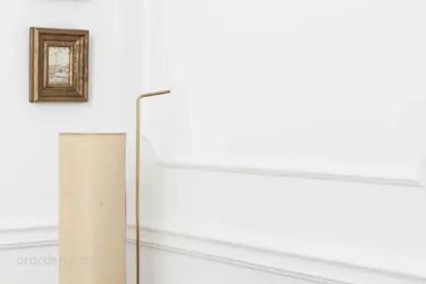 Угол Orac Decor PX120A