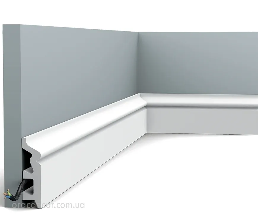 підлоговий плінтус гладкий Orac Decor SX122