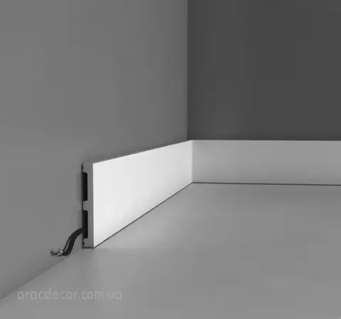підлоговий плінтус гладкий Orac Decor SX163