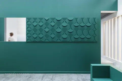 підлоговий плінтус гладкий Orac Decor SX183 - RAL9003 колір білий